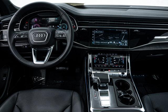 new 2024 Audi Q7 car, priced at $76,217