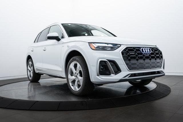 new 2025 Audi Q5 car, priced at $58,175