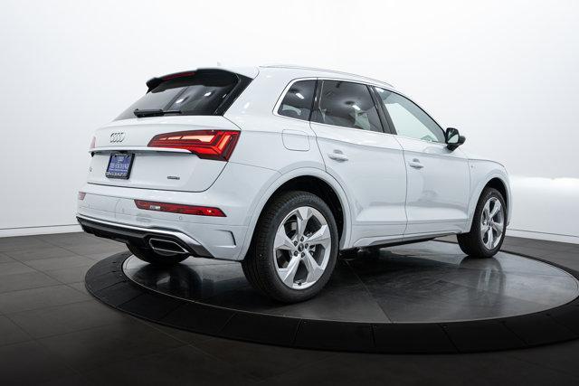 new 2025 Audi Q5 car, priced at $58,175