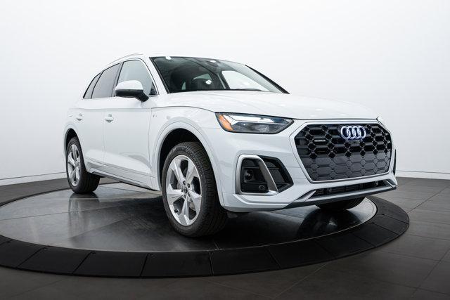 new 2025 Audi Q5 car, priced at $58,175