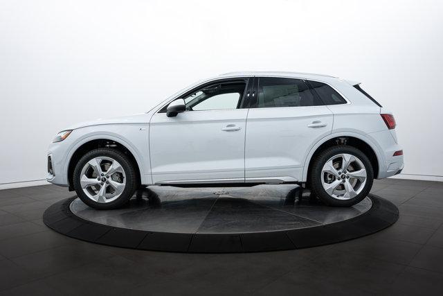 new 2025 Audi Q5 car, priced at $58,175