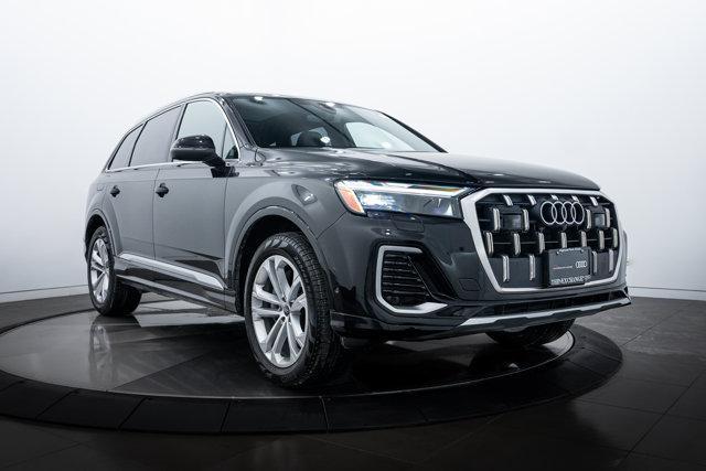 used 2025 Audi Q7 car, priced at $61,920