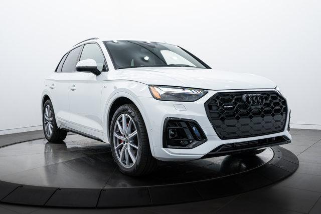 new 2024 Audi Q5 car, priced at $68,517