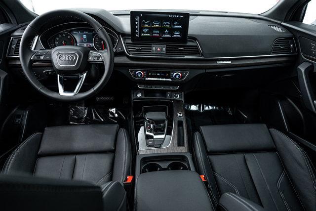 new 2025 Audi Q5 car, priced at $55,850