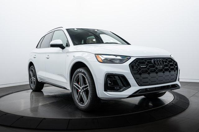 new 2024 Audi Q5 car, priced at $62,914