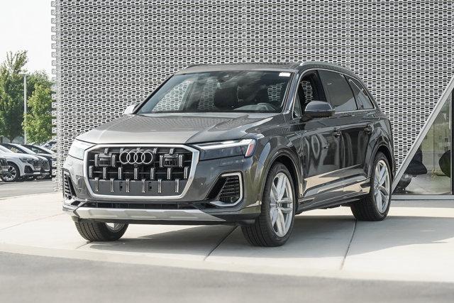 new 2025 Audi Q7 car, priced at $73,296