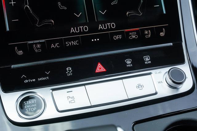 new 2025 Audi Q7 car, priced at $73,296