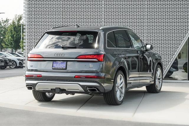 new 2025 Audi Q7 car, priced at $73,296