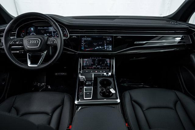 new 2025 Audi Q7 car, priced at $69,950