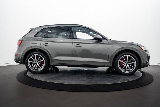 new 2025 Audi Q5 car, priced at $70,900