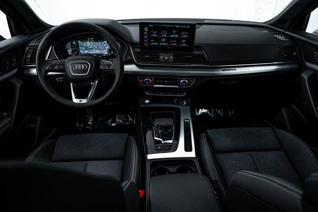 new 2025 Audi Q5 car, priced at $70,900