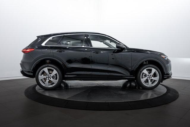 new 2025 Audi Q5 car, priced at $62,135