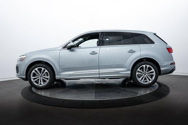 new 2025 Audi Q7 car, priced at $75,555