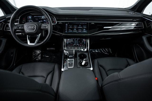 new 2025 Audi Q7 car, priced at $75,555