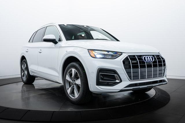 new 2025 Audi Q5 car, priced at $54,575