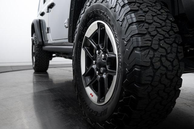 used 2020 Jeep Wrangler Unlimited car, priced at $35,587