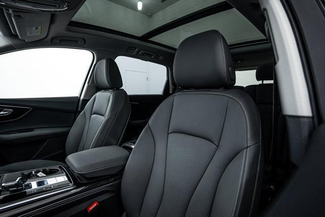 new 2025 Audi Q7 car, priced at $73,420