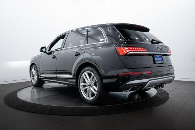 new 2025 Audi Q7 car, priced at $73,420