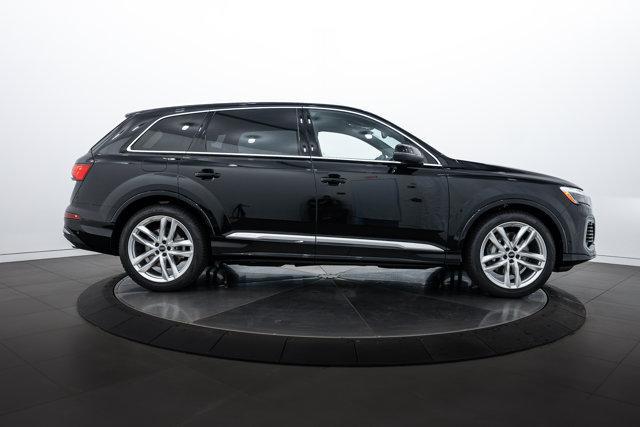 new 2025 Audi Q7 car, priced at $73,420