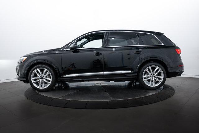 new 2025 Audi Q7 car, priced at $73,420