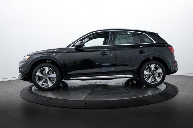 new 2024 Audi Q5 car, priced at $49,583