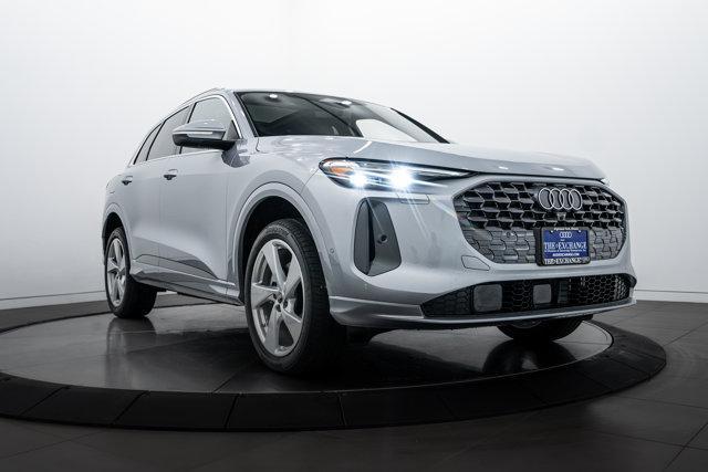 new 2025 Audi Q5 car, priced at $59,200