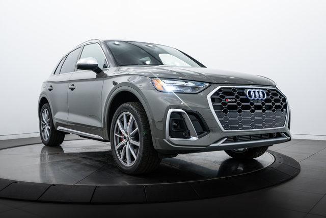 new 2025 Audi SQ5 car, priced at $64,416