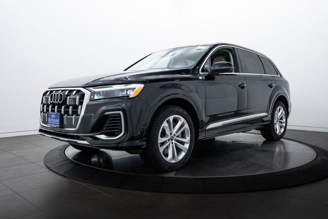 new 2025 Audi Q7 car, priced at $75,800