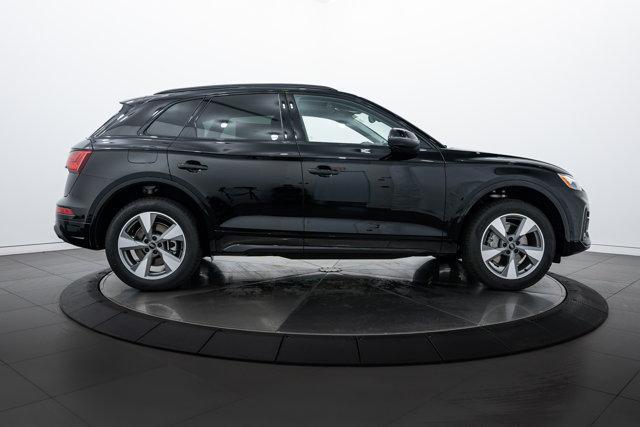 new 2025 Audi Q5 car, priced at $49,890