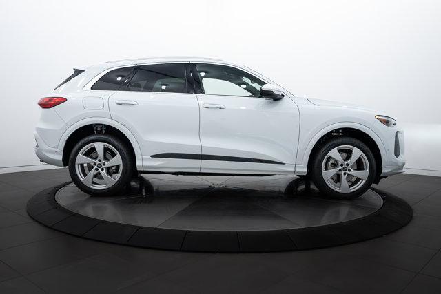new 2025 Audi Q5 car, priced at $58,235