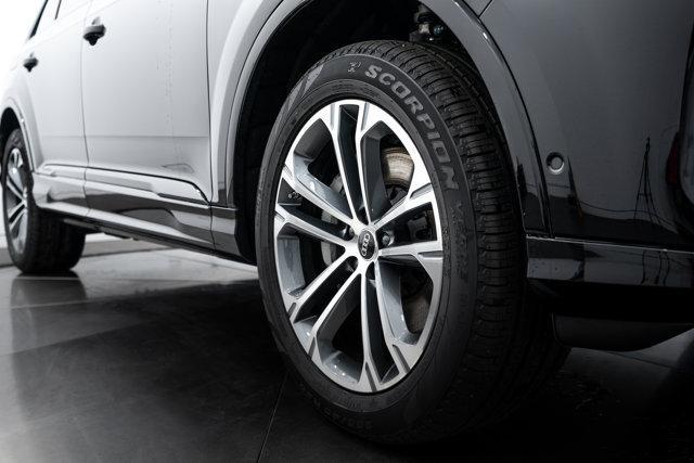 new 2026 Audi Q7 car, priced at $65,244