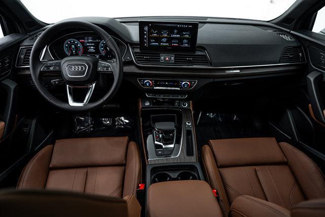 new 2025 Audi Q5 car, priced at $58,175