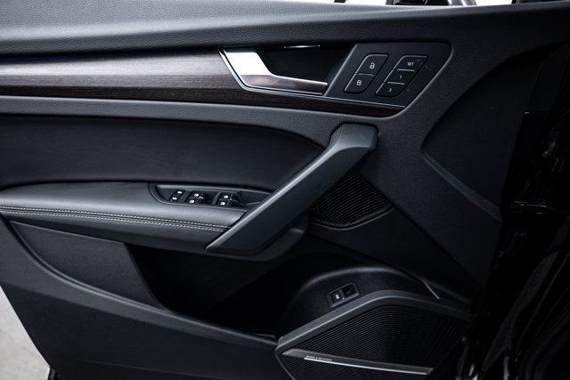 new 2025 Audi Q5 car, priced at $55,883