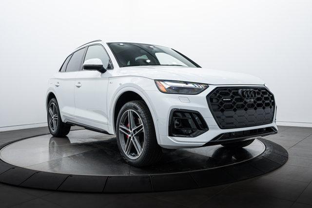 new 2024 Audi Q5 car, priced at $66,870