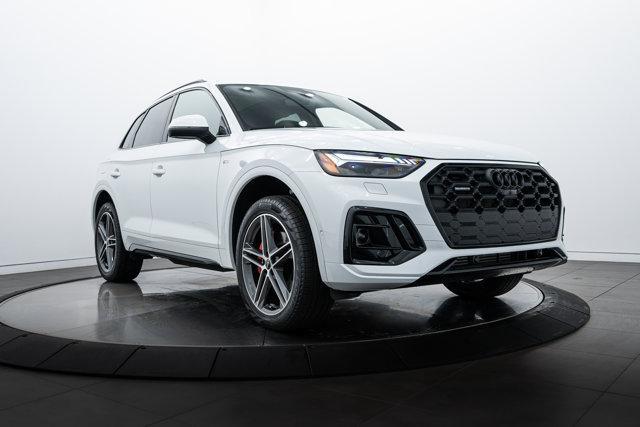 new 2024 Audi Q5 car, priced at $66,870