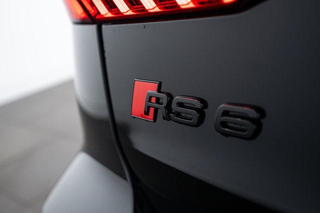 new 2025 Audi RS 6 Avant car, priced at $151,765