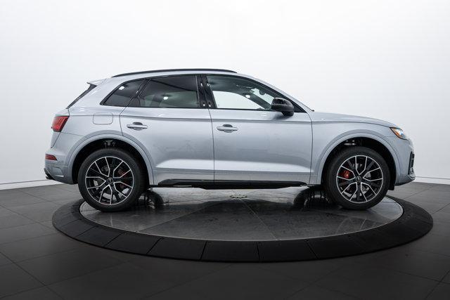 new 2025 Audi SQ5 car, priced at $65,118