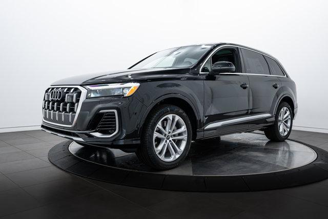 new 2025 Audi Q7 car, priced at $75,800