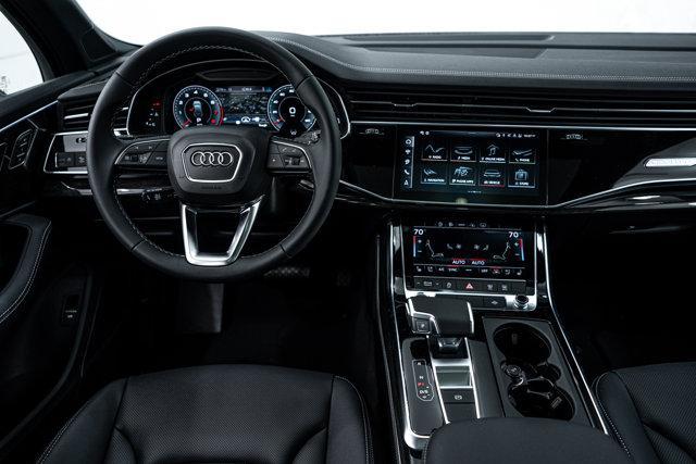 new 2025 Audi Q7 car, priced at $75,800