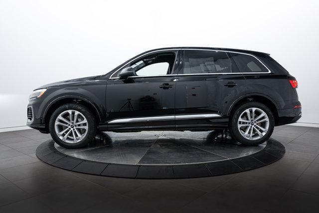 new 2025 Audi Q7 car, priced at $75,800