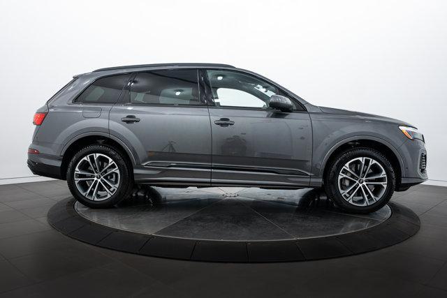 used 2025 Audi Q7 car, priced at $57,905