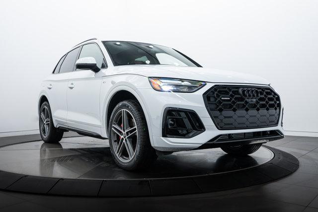 new 2024 Audi Q5 car, priced at $62,868