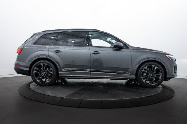 new 2025 Audi Q7 car, priced at $83,695