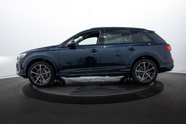 new 2025 Audi Q7 car, priced at $69,530