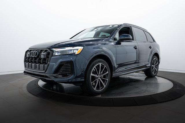 new 2025 Audi Q7 car, priced at $69,530