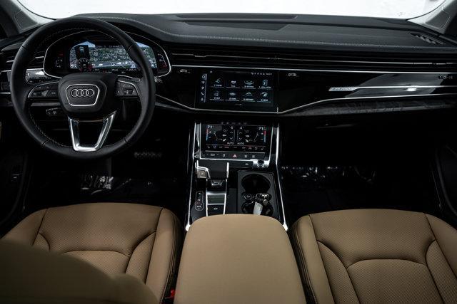 new 2025 Audi Q7 car, priced at $70,400