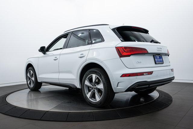 new 2025 Audi Q5 car, priced at $54,425