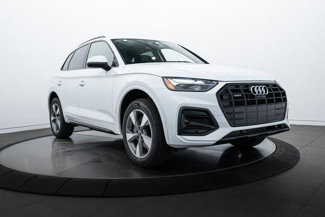 new 2025 Audi Q5 car, priced at $54,425