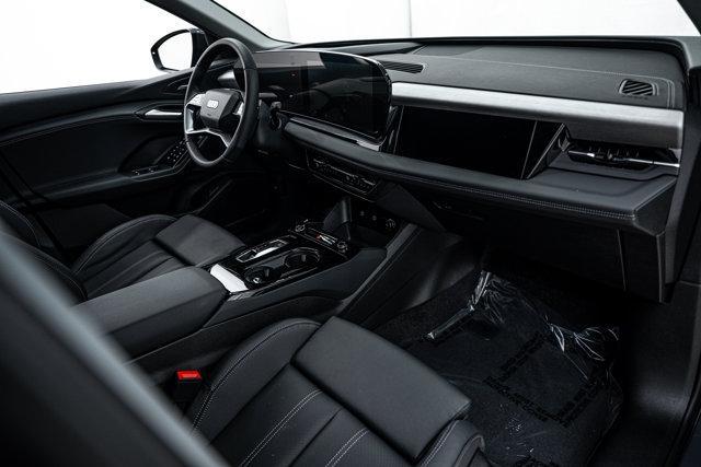 new 2025 Audi Q6 e-tron car, priced at $76,830