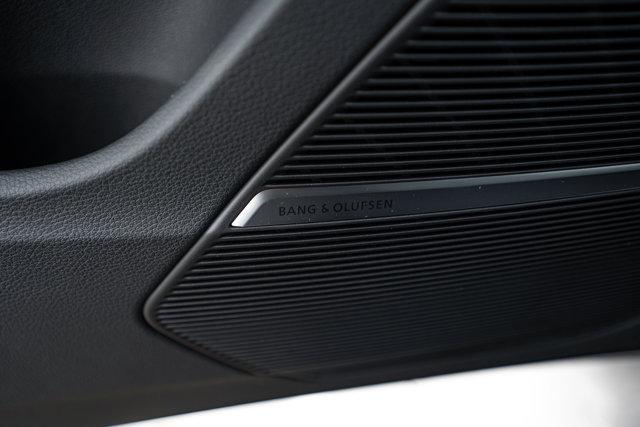 new 2025 Audi Q7 car, priced at $81,705